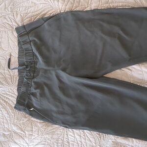 Lululemon || Lululemon On The Fly Crop Woven 23" Black 8